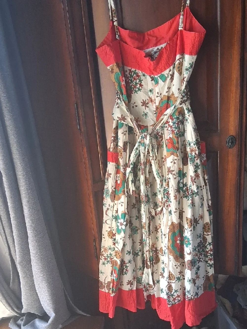 Double Zero Cream Floral Midi Dress with Red Accents - Picture 8 of 12
